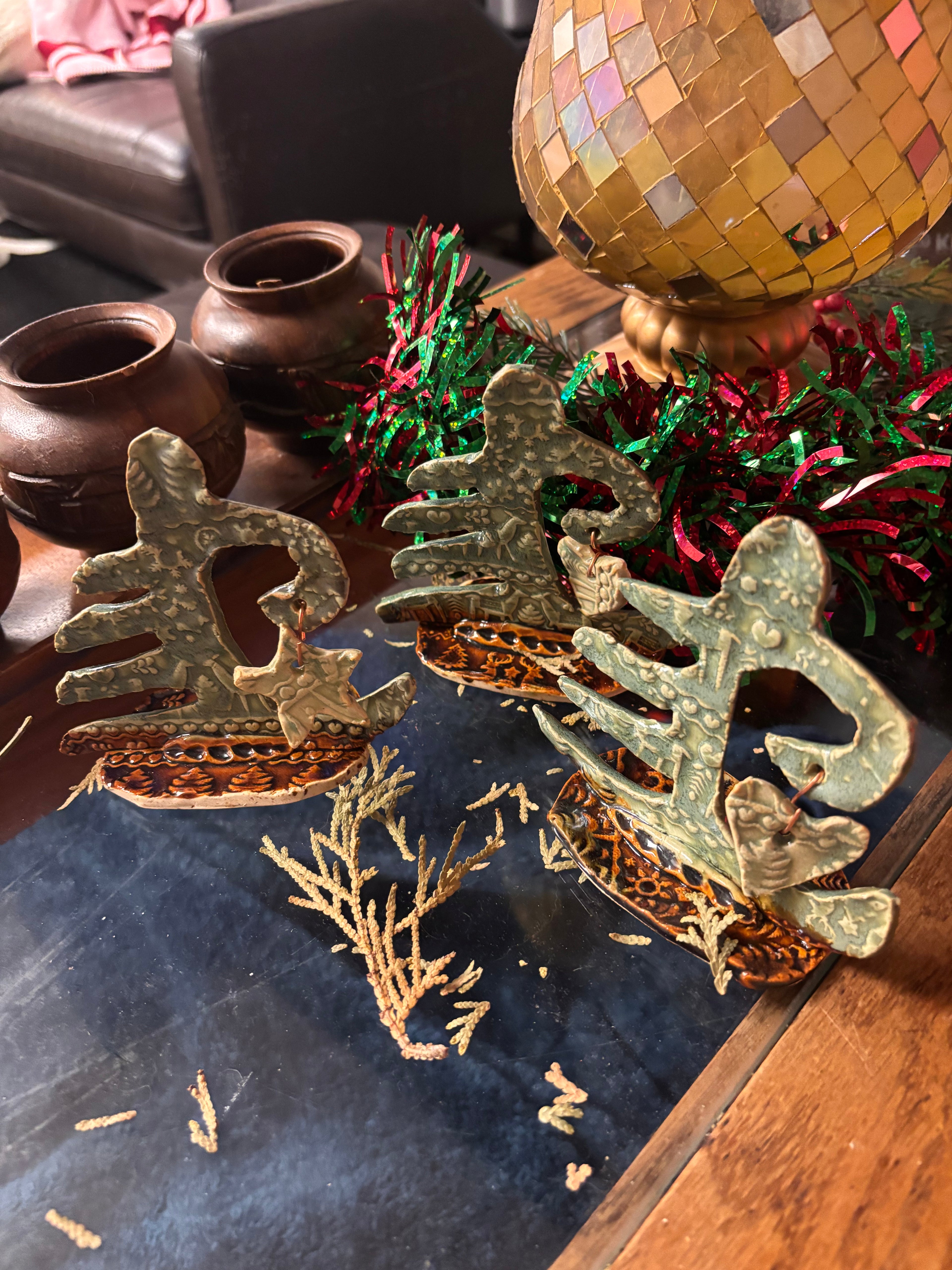 Textured holiday tree